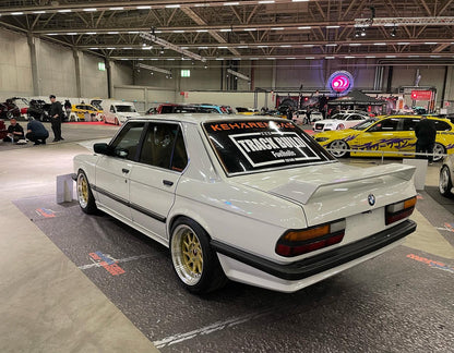 Knuckle Performance E28 540i Turbo Huppari